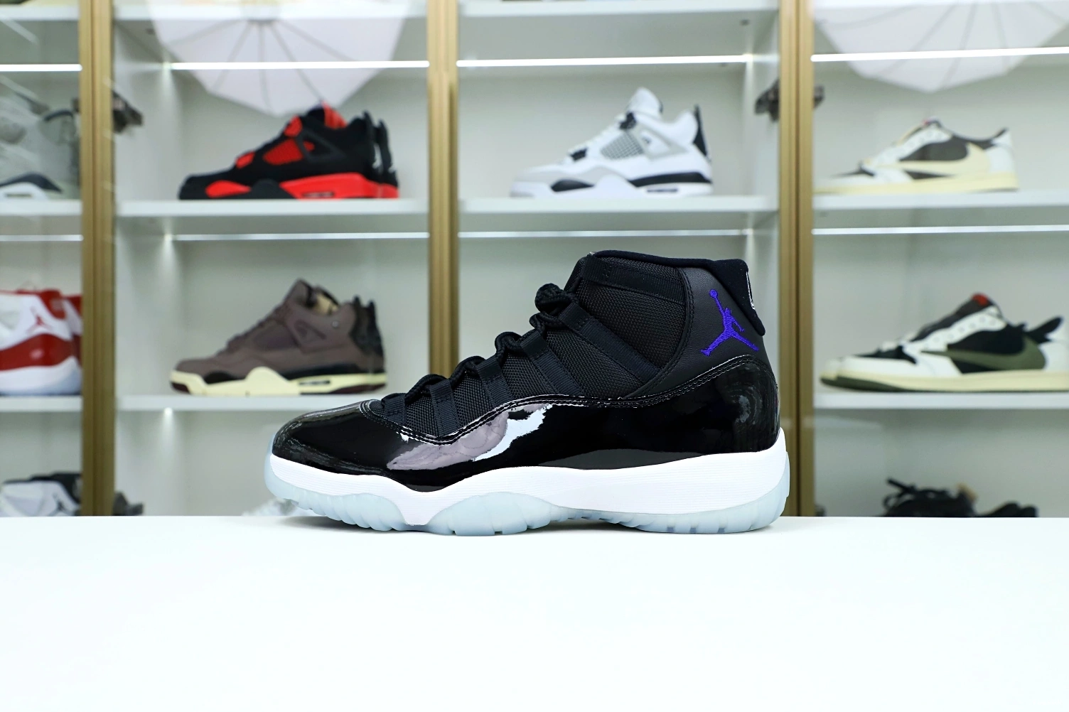 NIKE JORDAN 11 AIR 1110